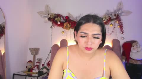 Snapshot of isabellas_smith chatting on 01/11/25, 03:23 Martina IG martissmith01 online show from 01/11/25, 03:23