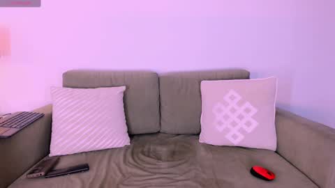 Snapshot of isabellas_smith chatting on 02/14/25, 10:59 Martina IG martissmith01 online show from 02/14/25, 10:59