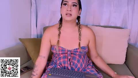 Snapshot of isabellas_smith chatting on 09/12/25, 07:30 Martina IG martissmith01 online show from 09/12/25, 07:30