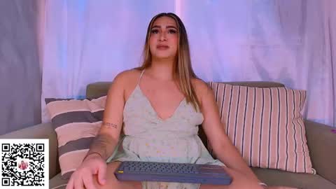 Snapshot of isabellas_smith chatting on 10/13/25, 08:42 Martina IG martissmith01 online show from 10/13/25, 08:42