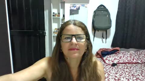 isabella online show from 08/03/26, 04:11