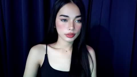 Isabelle online show from 12/21/25, 04:58