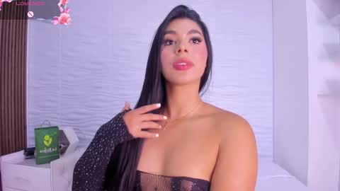 Snapshot of isabellefoxx chatting on 11/21/25, 11:14 Isa online show from 11/21/25, 11:14