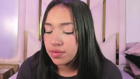 isabellrodriguez18 online show from 03/25/26, 03:34