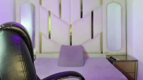 isabellrodriguez18 online show from 05/22/26, 03:57