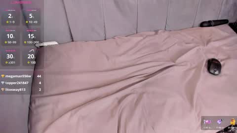 Snapshot of isabellsmmith chatting on 02/18/25, 06:37 Isabellsmmith online show from 02/18/25, 06:37