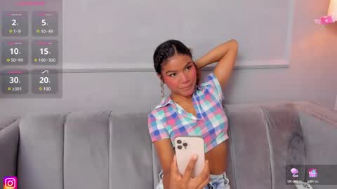 Snapshot of isabellsmmith chatting on 02/25/25, 04:03 Isabellsmmith online show from 02/25/25, 04:03