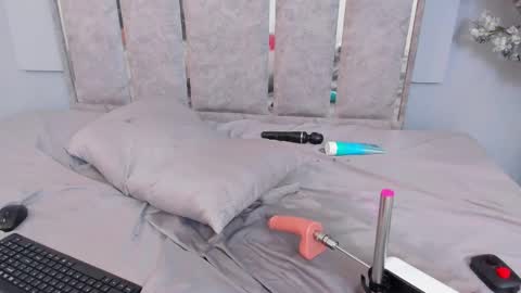 Snapshot of isabellsmmith chatting on 03/01/25, 05:09 Isabellsmmith online show from 03/01/25, 05:09