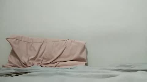 Snapshot of isabelly08ty chatting on 11/06/25, 01:17 isabelly08ty online show from 11/06/25, 01:17