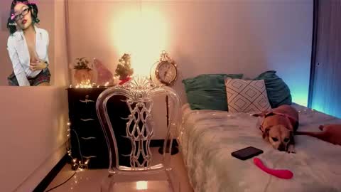 Isa online show from 11/29/25, 03:31