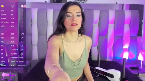 Isa online show from 11/22/25, 05:17