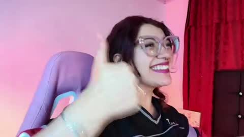 Isabella Ferrer online show from 06/16/26, 06:49