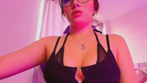 ISABELLA online show from 02/21/26, 01:01