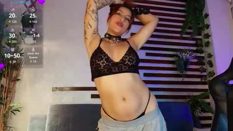 Isa online show from 11/29/25, 01:14