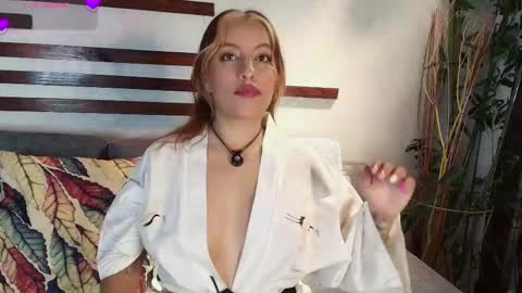 Isa online show from 01/13/26, 01:05