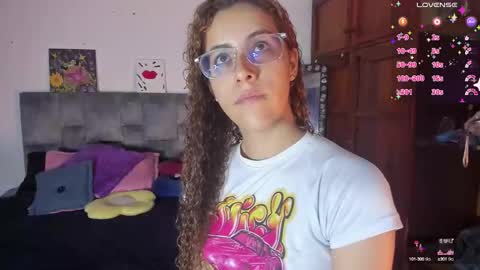 Isabela  online show from 09/13/25, 03:06