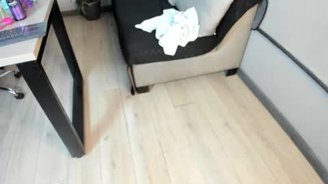 Snapshot of isasanders chatting on 11/16/25, 07:19 I S A S AN D E R S online show from 11/16/25, 07:19