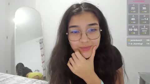 Isa Suarez online show from 04/07/26, 08:31