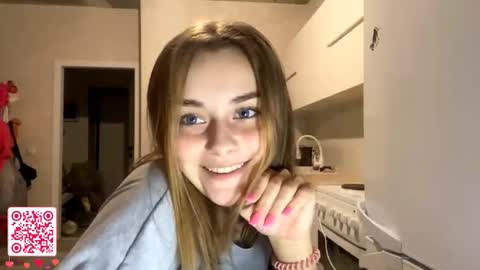 Issa online show from 11/23/25, 08:08