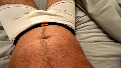 isemencum18 online show from 01/28/25, 12:54