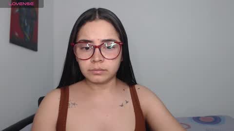 Emma online show from 01/03/25, 03:27