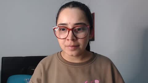 Emma online show from 03/11/25, 02:54