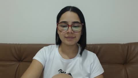 Emma online show from 10/04/25, 03:48