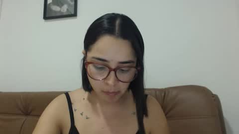 Emma online show from 10/21/25, 03:29