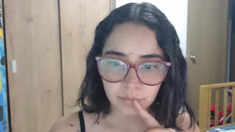 Emma online show from 02/02/26, 04:11