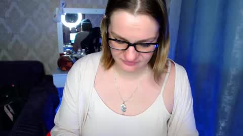 Snapshot of isingle_mom chatting on 02/18/25, 01:54 isingle_mom online show from 02/18/25, 01:54