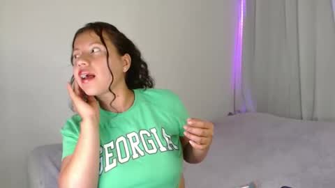 Snapshot of isis_cb17 chatting on 01/30/25, 08:42 Isis online show from 01/30/25, 08:42