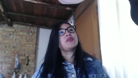 Snapshot of isis_moon88 chatting on 10/24/25, 02:46 isis online show from 10/24/25, 02:46