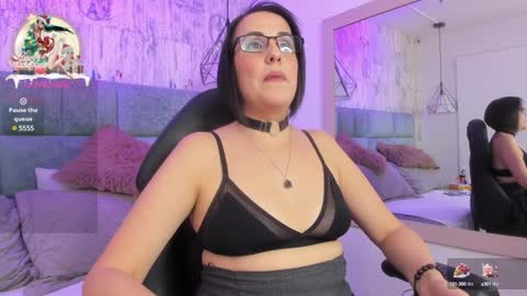 Isis online show from 12/26/24, 04:47