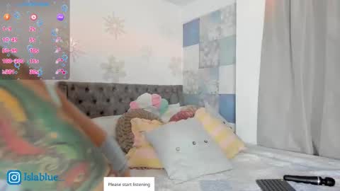 Isla Blue online show from 02/23/26, 03:26