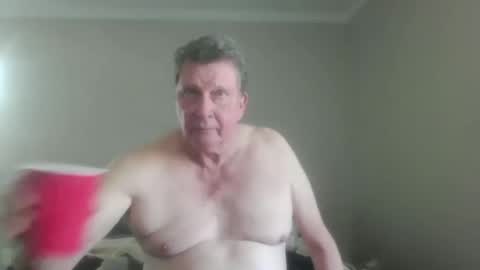 island625103 online show from 09/26/25, 07:07