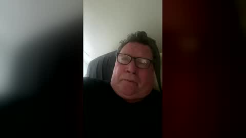 island625103 online show from 01/18/26, 02:43