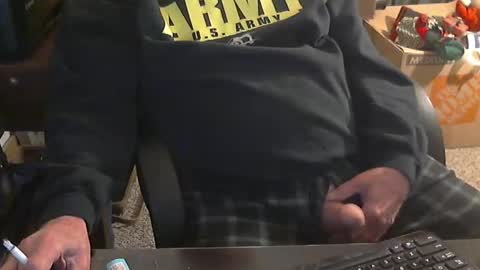 Snapshot of islandduke chatting on 01/06/25, 02:37 Duke online show from 01/06/25, 02:37