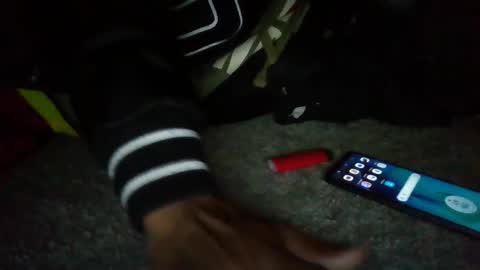 Snapshot of islandmaker chatting on 10/29/25, 12:40 islandmaker online show from 10/29/25, 12:40