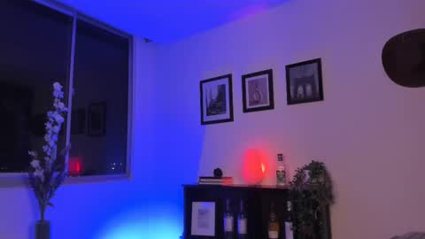 Julyane online show from 02/24/25, 11:52