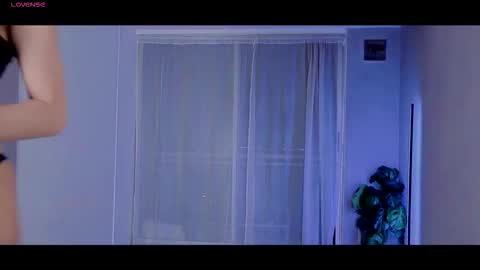 Snapshot of isnotforeveryone chatting on 10/08/25, 03:15 Julyane online show from 10/08/25, 03:15