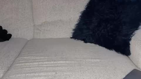 isocialmedia online show from 02/25/26, 12:15