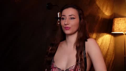 IsoldeBliss online show from 02/05/25, 01:33