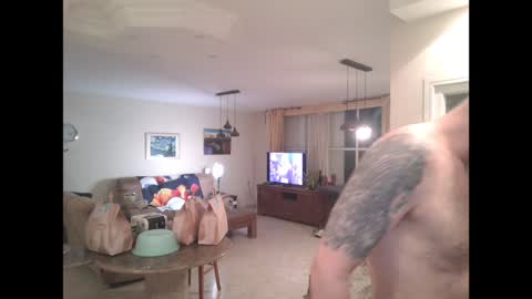 Tall Jewish Ginger DOM online show from 12/03/24, 05:45