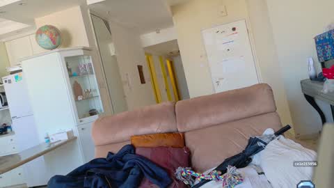 Tall Jewish Ginger DOM online show from 12/25/24, 10:50