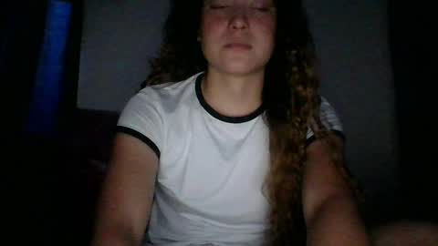 Issa online show from 04/03/26, 07:34