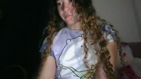 Issa online show from 05/11/26, 01:55