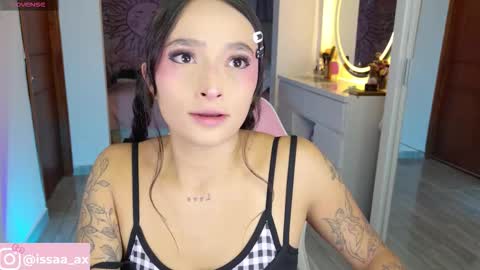 I S S A B E L A Igissaa ax    Xlittleissa  online show from 02/20/26, 11:22