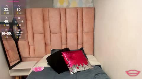 ISSA MILF online show from 02/03/26, 01:27