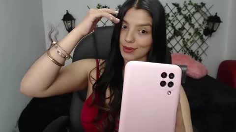 Snapshot of issa_nassar chatting on 10/03/25, 02:03 Issa online show from 10/03/25, 02:03