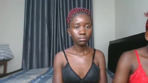 Snapshot of issa_sky1 chatting on 12/16/25, 07:41 Sky online show from 12/16/25, 07:41